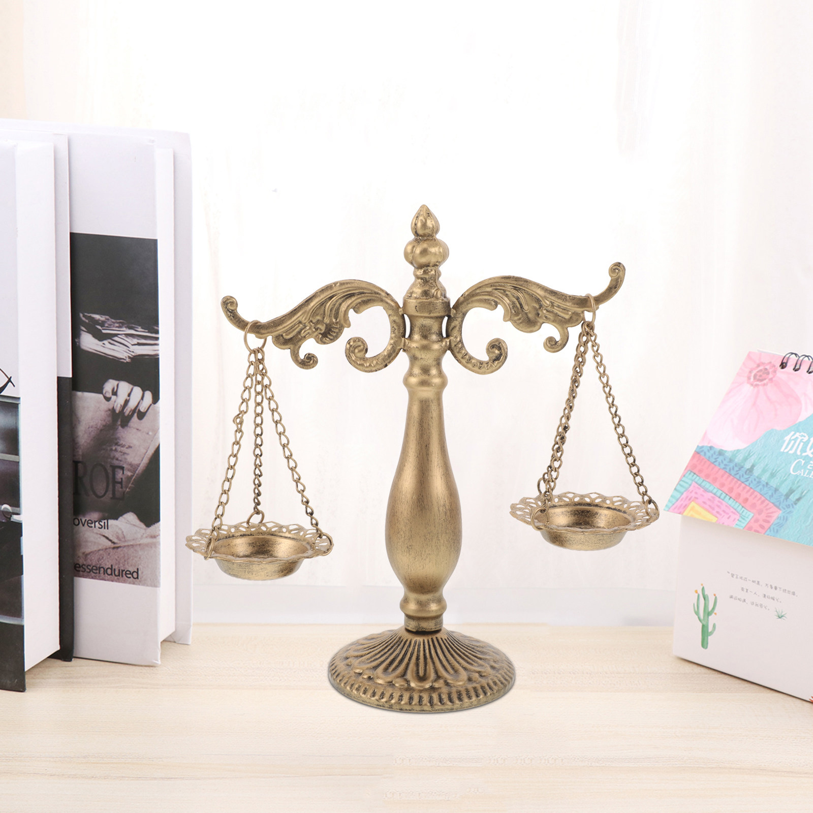Home Office Library - Patung Timbangan Libra Logam Retro Vintage,