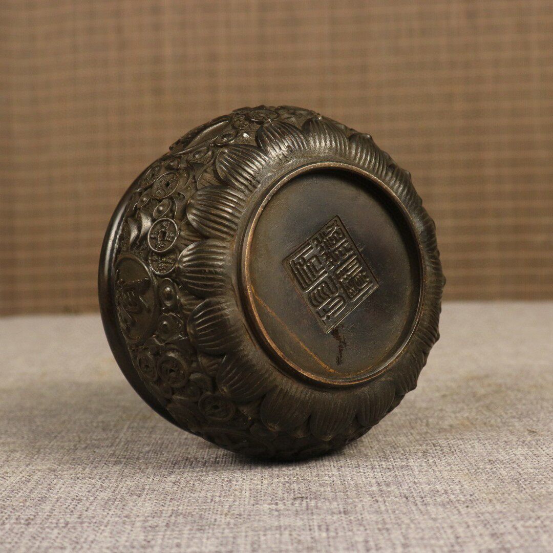 Ornamen pot uang koin relief t - Home Office Depot ulasan dan harga